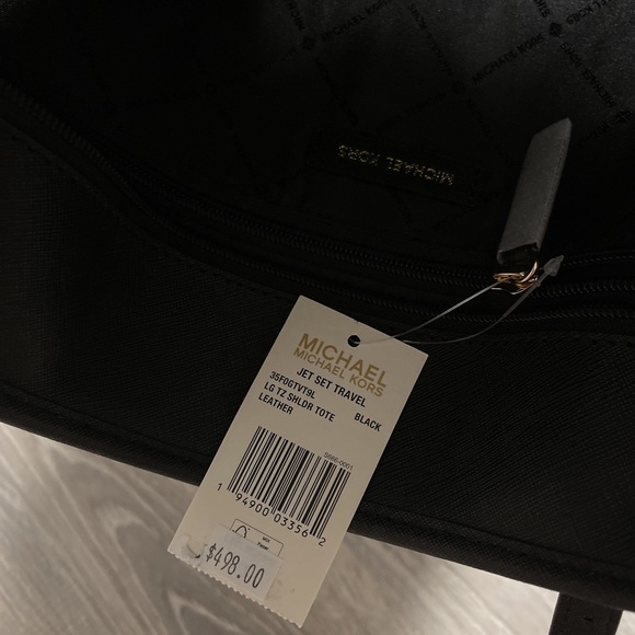 Michael Kors shoulder tote - Picture 7 of 8